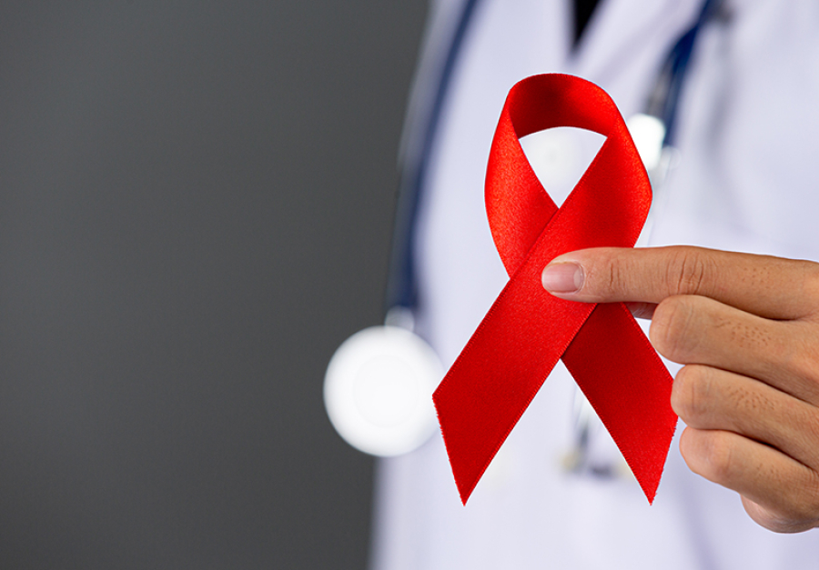 Epidemia de Aids avança entre homens jovens no Brasil