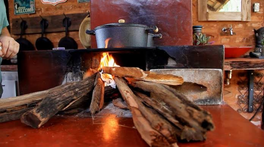 No Piauí, mais de 36% dos domicílios ainda usam fogão à lenha para cozinhar