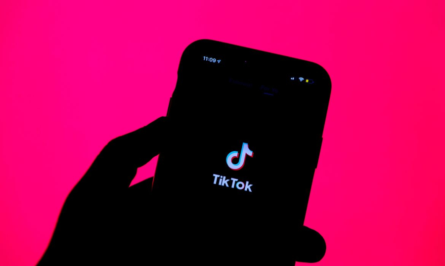 TikTok restaura serviço para usuários nos EUA e agradece a Donald Trump