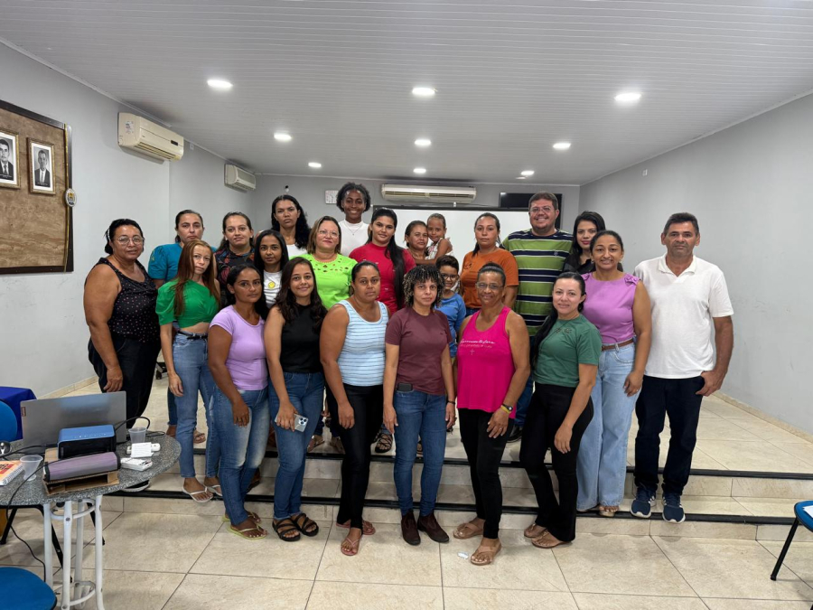 Projeto de Mulheres Jovens na Apicultura tem início em Conceição do Canindé