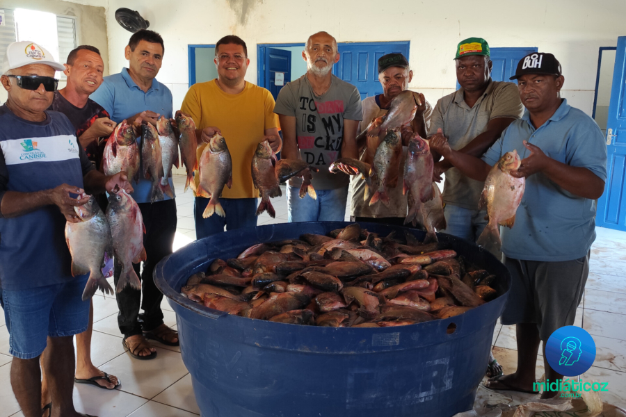 Distribuição de peixes beneficia famílias de baixa renda na zona rural de Conceição do Canindé. | © Portal Midiáticoz 