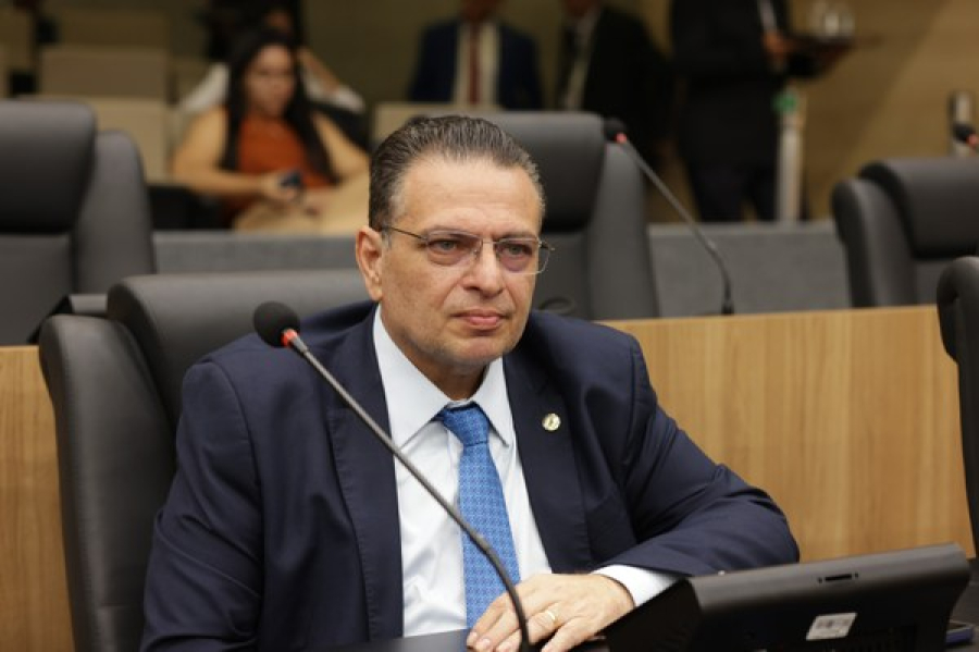 Deputado denuncia negligência no transporte escolar de Isaías Coelho/PI