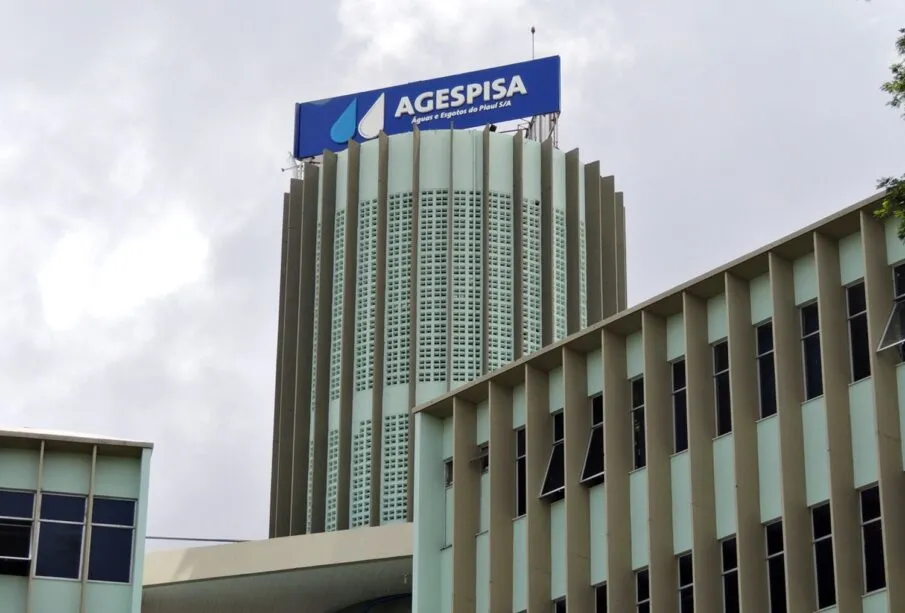 Sindicato repudia demissões na companhia de água e esgoto do Piauí e denuncia privatização